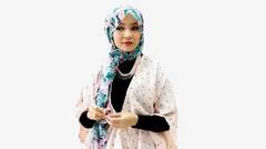 3 Hijab Simple dengan Pashmina