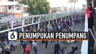 Penumpukan Penumpang KRL di Stasiun Bogor, Ini Penyebabnya