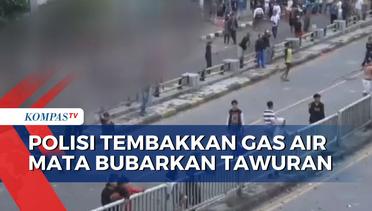 Bubarkan Tawuran Dua Kelompok Warga di Jaktim, Polisi Tembakkan Gas Air Mata