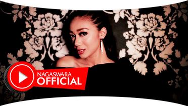 Monica Selvia - Digoyang Lagi (Official Music Video NAGASWARA) #dangdut