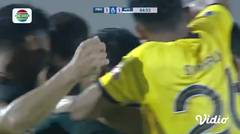 Dibayar Kontan!! Kondisi Terkepung!! Tendangan Hampir Berputar Hanis Sagara (Persikabo) Bobol Gawang Arema! Skor Imbang 1-1