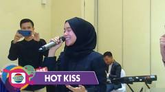 Hot Kiss - DOBEL KEBAHAGIAAN! Lesti Gelar Jumpa Fans Sekaligus Rayakan Ulang Tahun Ayah