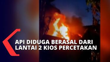 Dua Kios Percetakan di Surabaya Terbakar, 19 Unit Mobil Damkar Dikerahkan!