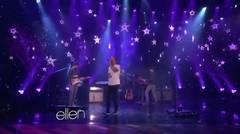 Coldplay - A Sky Full of Star Performs In Ellen DeGeneres
