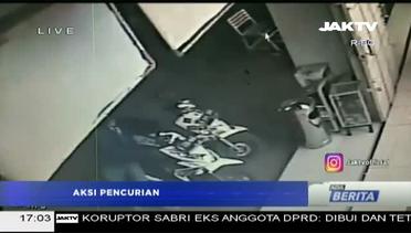 Pencuri Sepeda Motor Terekam CCTV