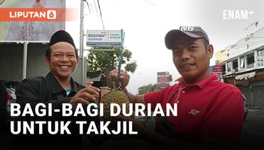 Ibu-ibu Pengajian di Lombok Bagi-bagi Durian Untuk Takjil