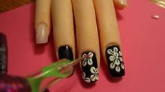 Flower Nail Art