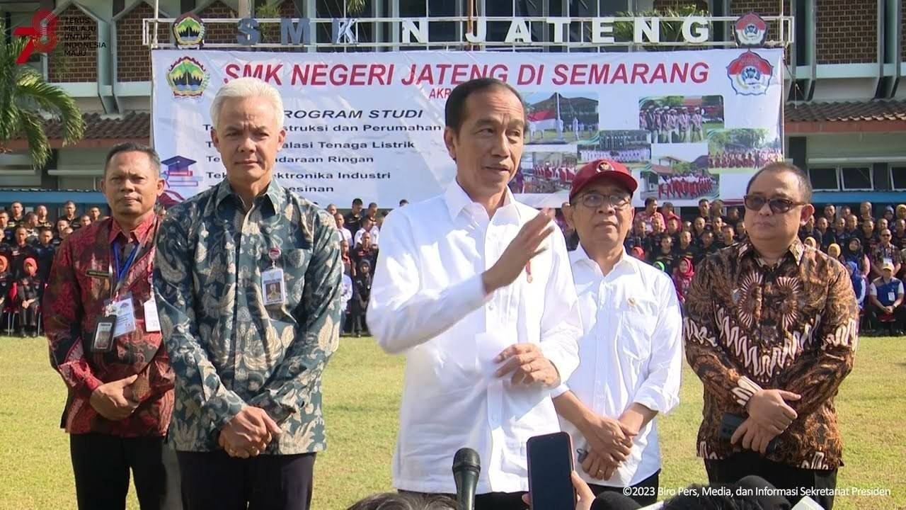 Keterangan Pers Presiden Jokowi Saat Kunjungi Smkn Jawa Tengah Semarang 30 Agustus 2023 0430