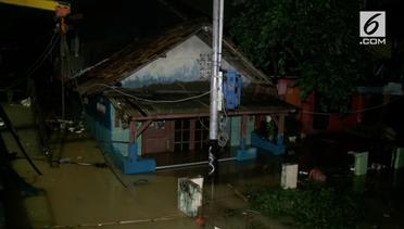 Banjir 1,5 Meter Kembali Rendam Kampung Pulo