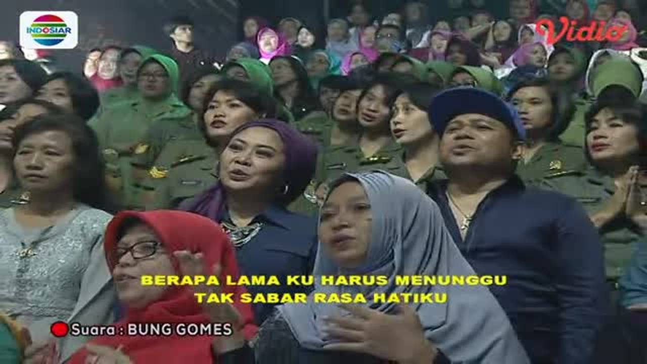 Desy Ratnasari dan Iis Sugianto - Bunga Mawar (Golden Memories - Guest