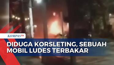 Diduga Korsleting, Sebuah Mobil di Menteng Jakarta Ludes Terbakar