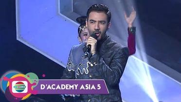 MEMPESONA!!! Kehadiran Perdana Reza DA Sebagai Komentator Bawakan "Ku Ingin" - D'Academy Asia 5