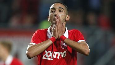 Usai Cetak Gol, Striker FC Twente ini Terjungkal Saat Selebrasi