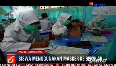 Siswa Menggunakan Masker Ke Sekolah