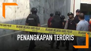 Olah TKP Penangkapan Teroris di Cibinong
