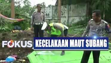 Petugas Gelah Olah TKP di Lokasi Kecelakaan Maut Bus di Subang