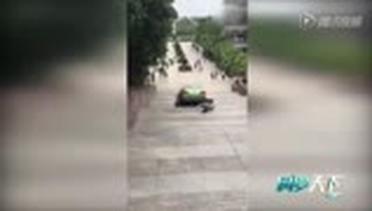 Supir Taksi Jagoan Mencari Jalan Pintas