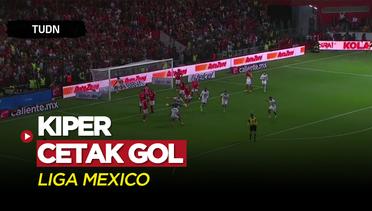 Momen Unik, Kiper di Liga Mexico Ini Cetak Gol Lewat Sundulan