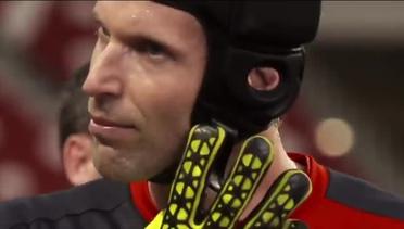 Aksi Gemilang Petr Cech di Arsenal