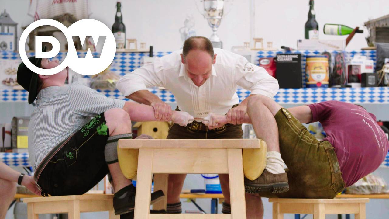 Quirky Customs - Gulat Jari di Bavaria – Angka Terkuat Menang