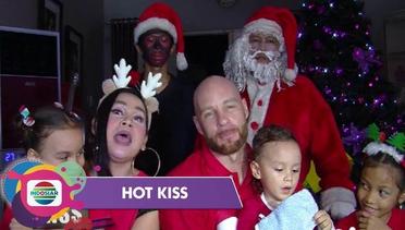 Inilah Kebahagiaan Melaney Tyson Rayakan Natal Bersama Keluarga Besar - Hot Kiss