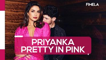 Potret Priyanka Chopra Memesona dengan Balutan Gaun Pink