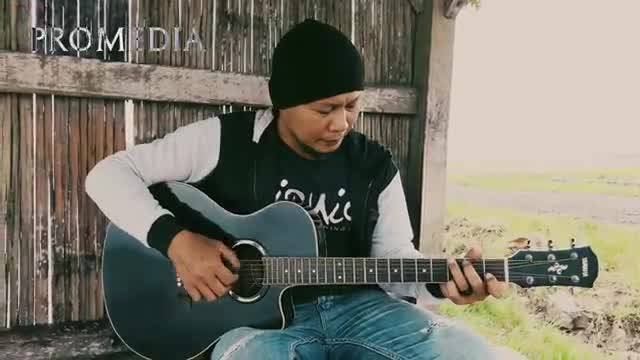 Titip Rindu Buat Ayah (Ebiet G Ade) Cover Akustik Eko Sukarno | Vidio