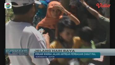 Antrian Pembagian Zakat di Surabaya - Fokus Malam
