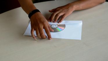 Tips Membuat Pelindung CD Sederhana