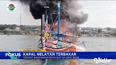 Kapal Nelayan di Lamongan Hangus Terbakar