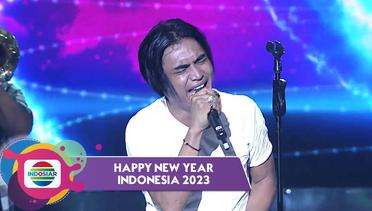 Dapatkah Aku Memeluknya!! Perasaan Setia Band Takkan Tertinggal | Happy New Year Indonesia 2023