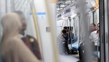 Menjajal MRT Jakarta untuk Pertama  Kalinya