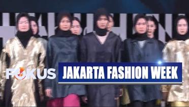 Yuk Lihat Tren Busana Untuk Tahun 2020 di Jakarta Fashion Week - Fokus