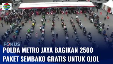 Pembagian Paket Sembako Gratis, Polda Metro Jaya Bagi 2500 Sembako untuk Ojek Online | Fokus