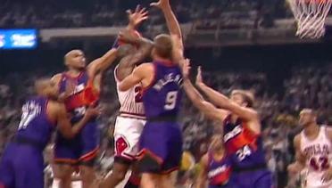 Michael Jordan scores 55 POINTS against the Suns in 1993 NBA Finals (Game 4)