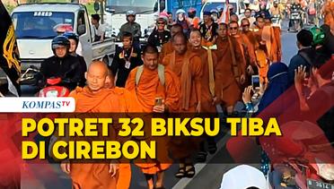 Warga Sambut 32 Biksu Tiba di Cirebon yang Berjalan Kaki Menuju Candi Borobudur