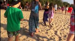 Bule Cilik Lepas Tukik di Pantai Sanur Bali
